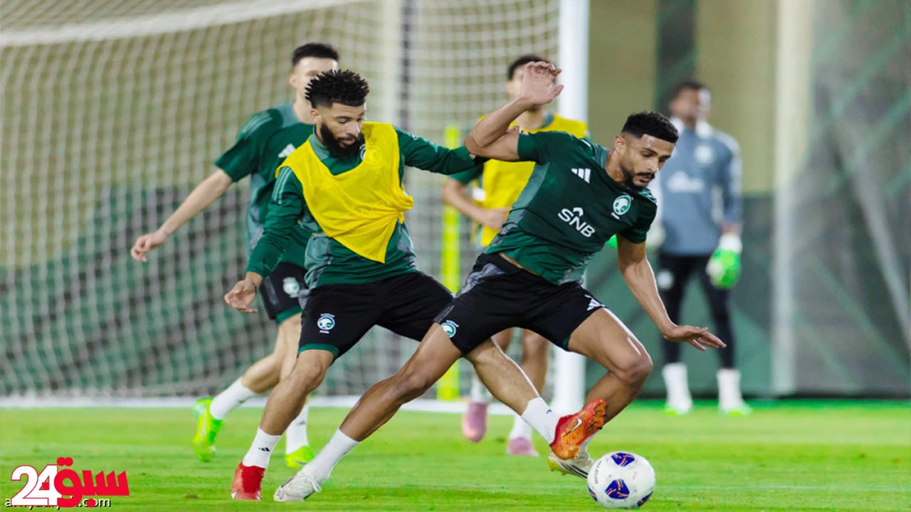 العبود يغادر تدريبات المنتخب السعودي إلى المستشفى بعد تعرضه لإصابة قوية
